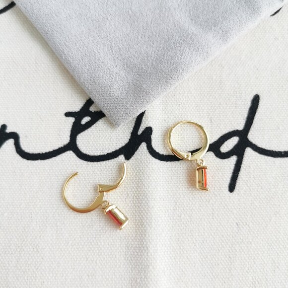 Alicia Bonnie huggie drop earrings - Twinkling Treasure - Red Crystal Gold - Picture 3 of 3